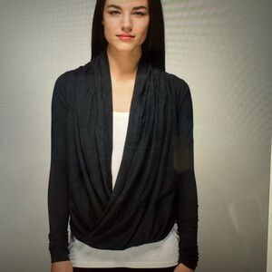 Lululemon Iconic Wrap